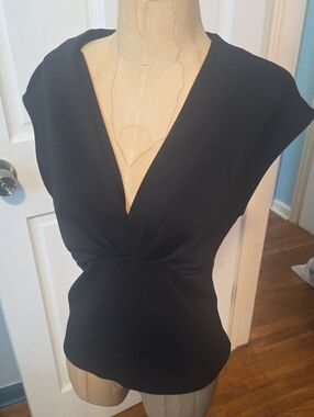 Banana Republic Black Twist Front V-Neck Cap Sleeve Top